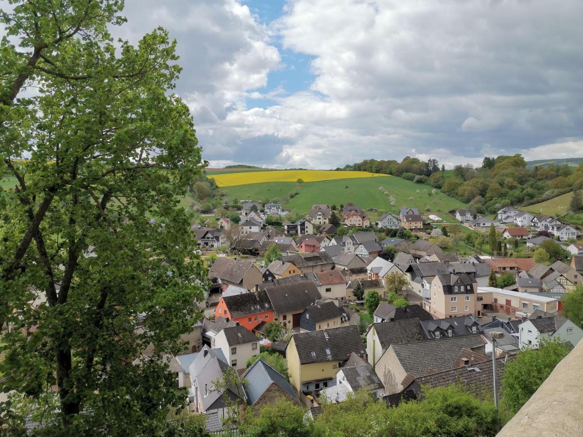 Gaestehaus "Auszeit" Burgschwalbach Esterno foto